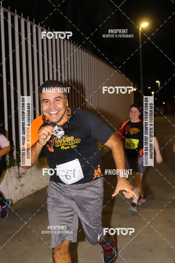 Buy your photos of the eventLuz do Mundo Night Run on Fotop