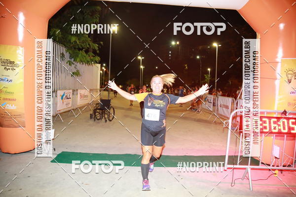 Buy your photos of the eventLuz do Mundo Night Run on Fotop