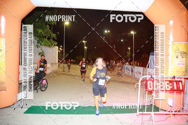 Buy your photos of the eventLuz do Mundo Night Run on Fotop