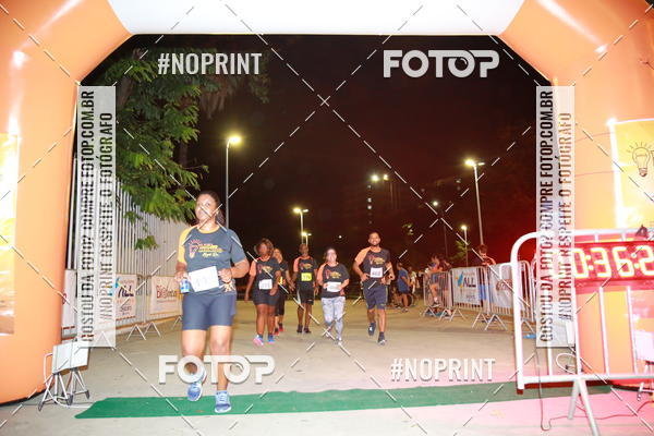 Buy your photos of the eventLuz do Mundo Night Run on Fotop