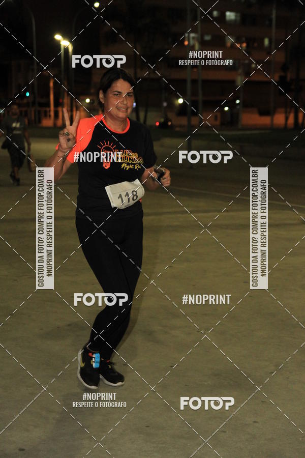 Buy your photos of the eventLuz do Mundo Night Run on Fotop