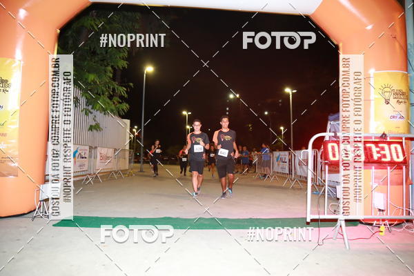 Buy your photos of the eventLuz do Mundo Night Run on Fotop