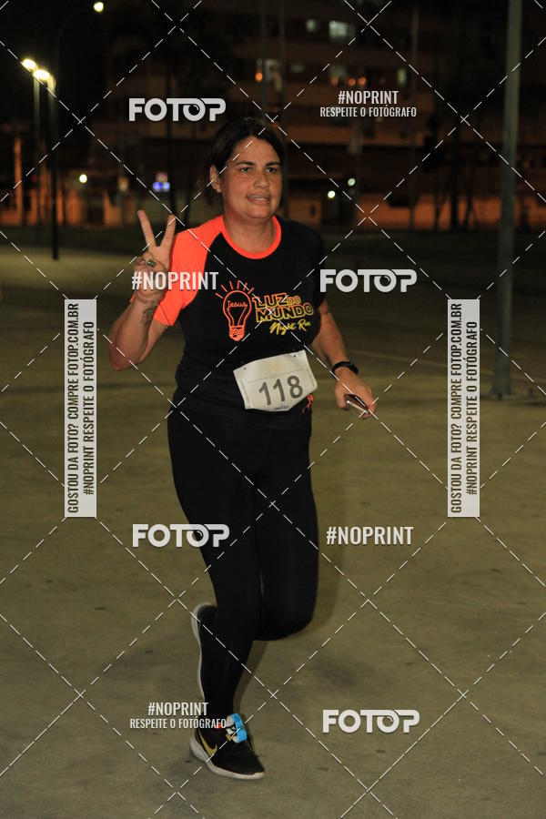 Buy your photos of the eventLuz do Mundo Night Run on Fotop