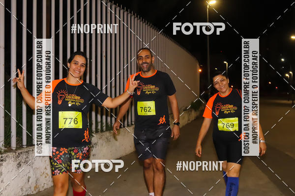 Buy your photos of the eventLuz do Mundo Night Run on Fotop