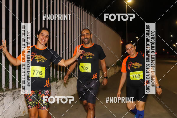 Buy your photos of the eventLuz do Mundo Night Run on Fotop