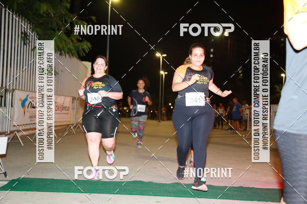 Buy your photos of the eventLuz do Mundo Night Run on Fotop