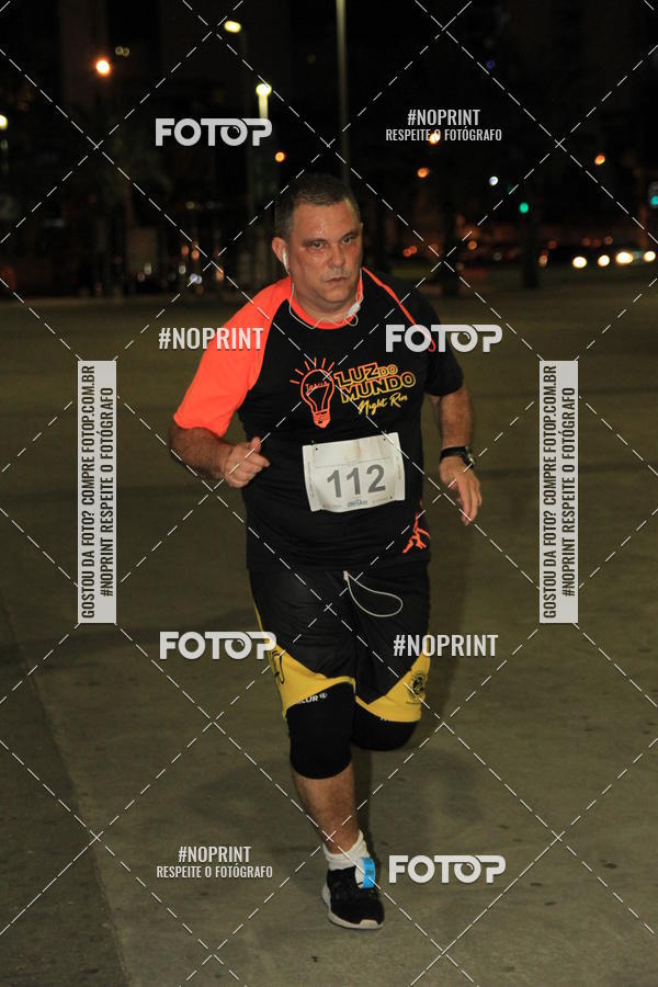 Buy your photos of the eventLuz do Mundo Night Run on Fotop