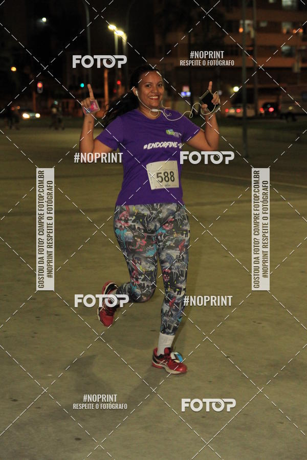 Buy your photos of the eventLuz do Mundo Night Run on Fotop