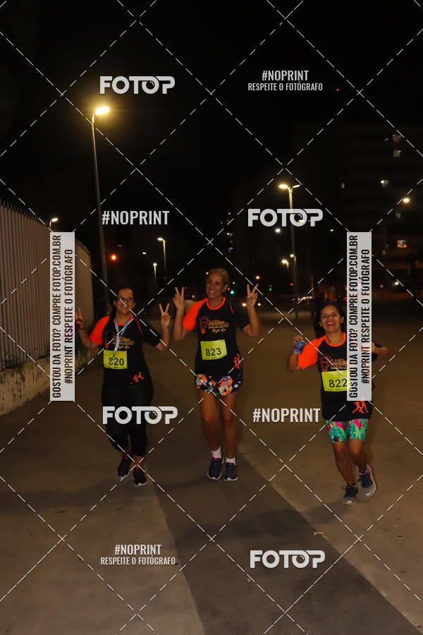 Buy your photos of the eventLuz do Mundo Night Run on Fotop