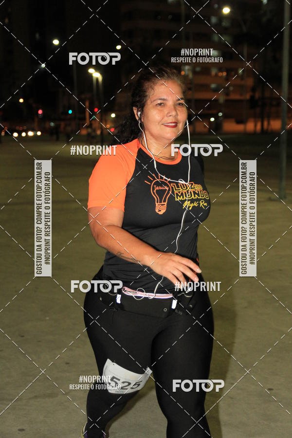 Buy your photos of the eventLuz do Mundo Night Run on Fotop