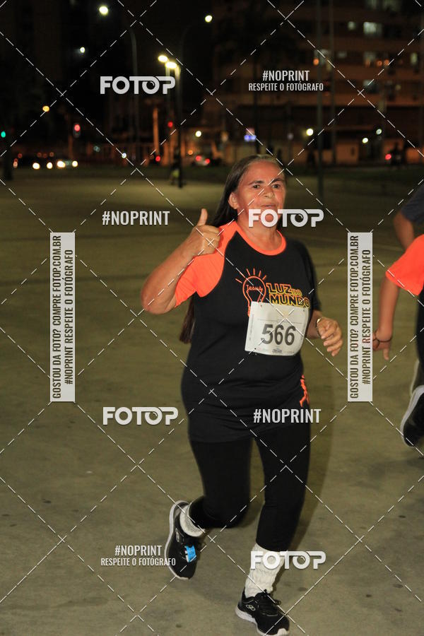 Buy your photos of the eventLuz do Mundo Night Run on Fotop