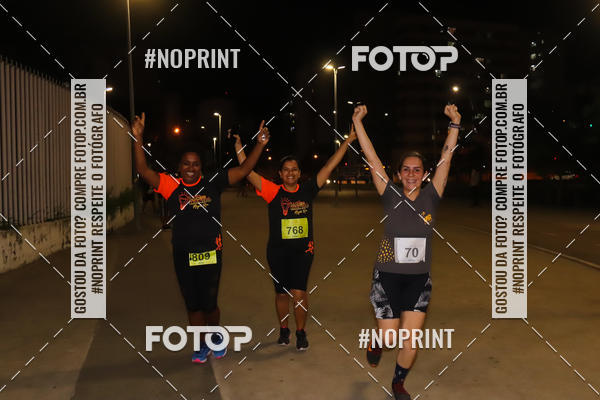 Buy your photos of the eventLuz do Mundo Night Run on Fotop