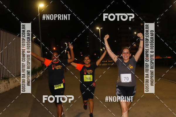Buy your photos of the eventLuz do Mundo Night Run on Fotop