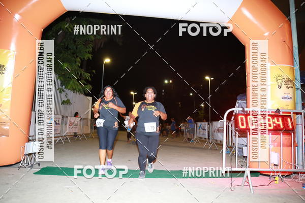 Buy your photos of the eventLuz do Mundo Night Run on Fotop