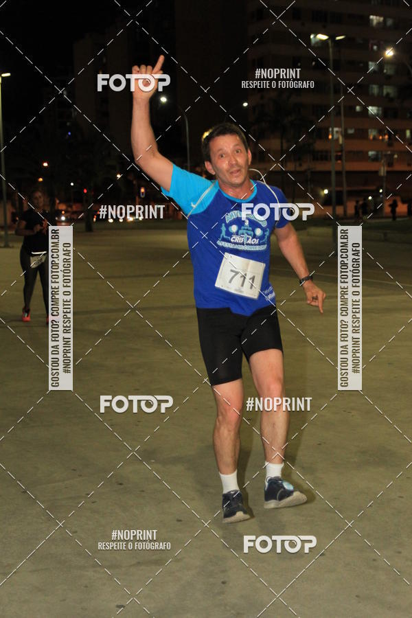 Buy your photos of the eventLuz do Mundo Night Run on Fotop