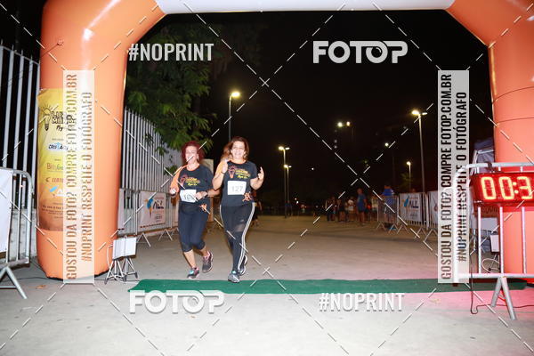 Buy your photos of the eventLuz do Mundo Night Run on Fotop
