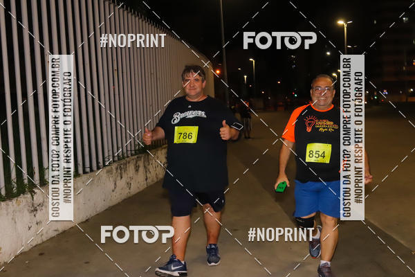 Buy your photos of the eventLuz do Mundo Night Run on Fotop