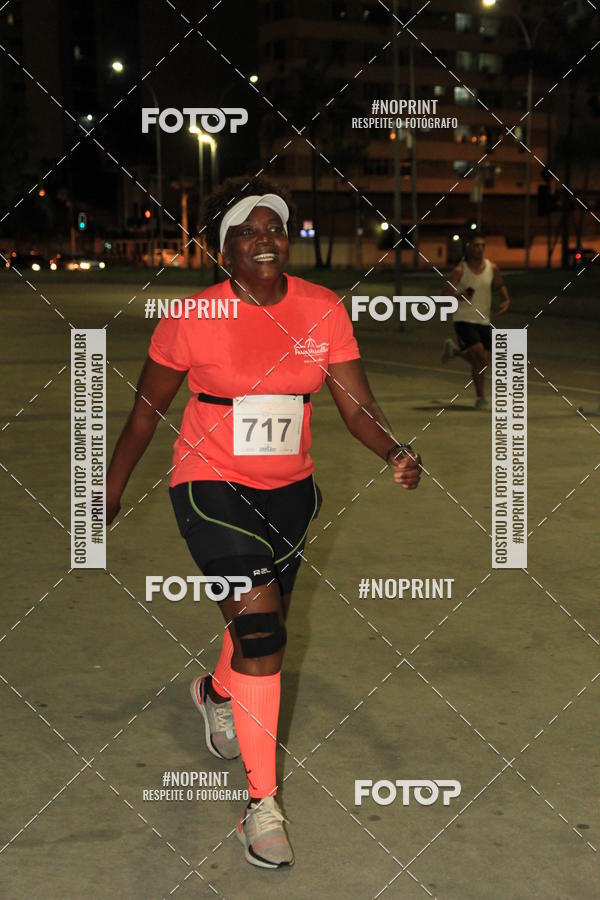 Buy your photos of the eventLuz do Mundo Night Run on Fotop