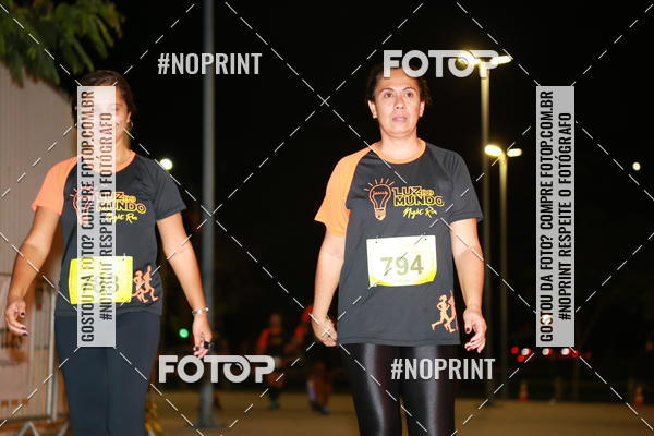 Buy your photos of the eventLuz do Mundo Night Run on Fotop