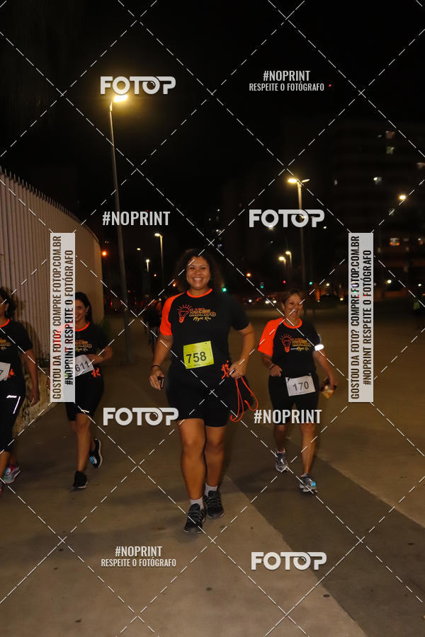Buy your photos of the eventLuz do Mundo Night Run on Fotop