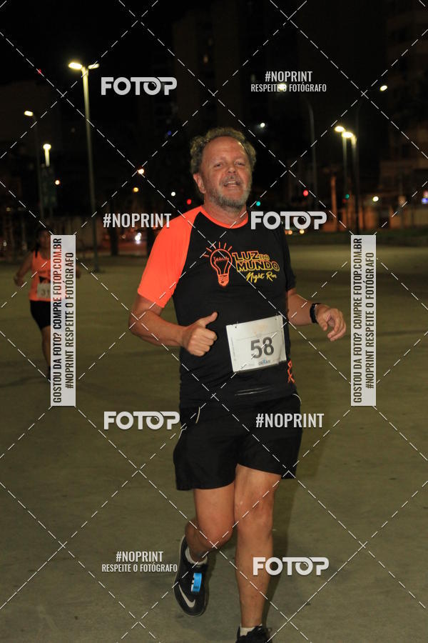 Buy your photos of the eventLuz do Mundo Night Run on Fotop