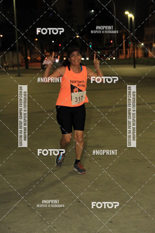 Buy your photos of the eventLuz do Mundo Night Run on Fotop