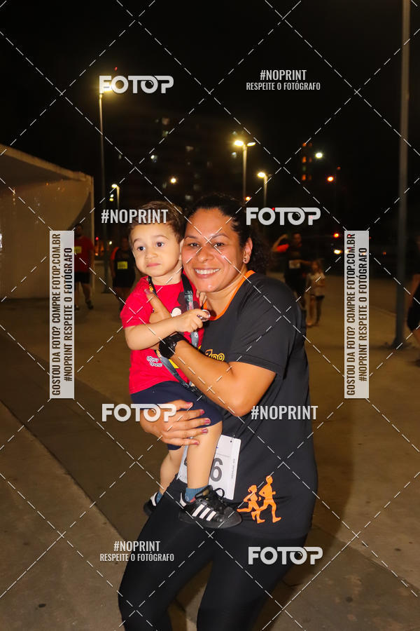 Buy your photos of the eventLuz do Mundo Night Run on Fotop