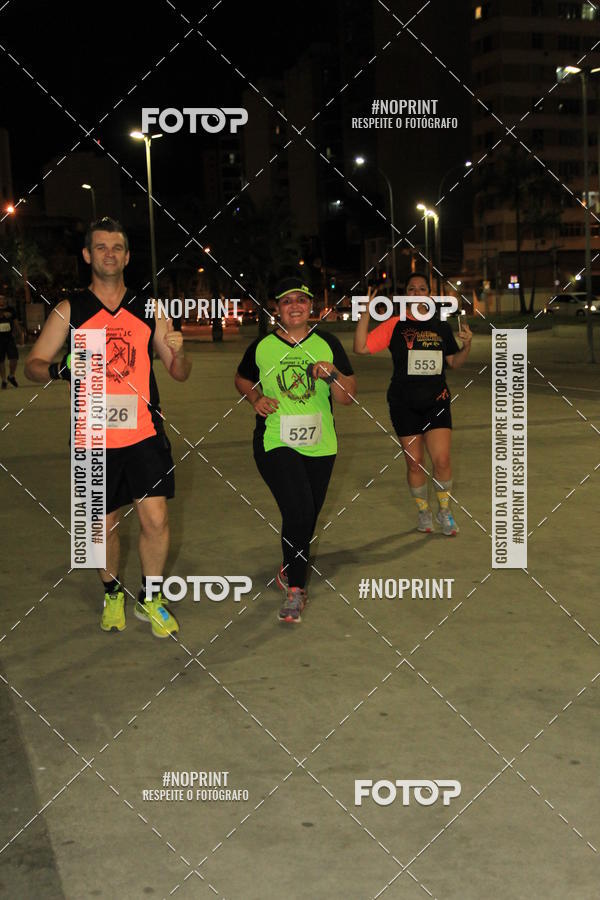 Buy your photos of the eventLuz do Mundo Night Run on Fotop