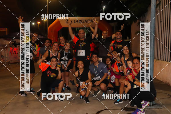Buy your photos of the eventLuz do Mundo Night Run on Fotop