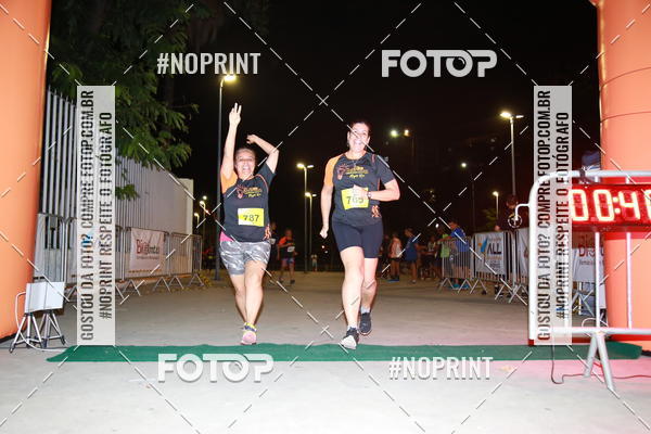 Buy your photos of the eventLuz do Mundo Night Run on Fotop