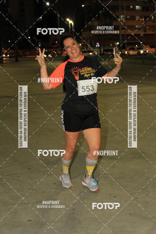 Buy your photos of the eventLuz do Mundo Night Run on Fotop
