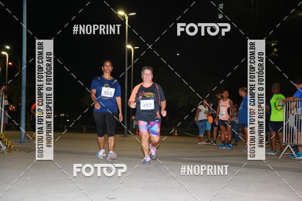 Buy your photos of the eventLuz do Mundo Night Run on Fotop