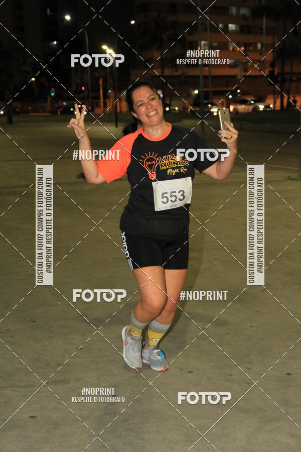 Buy your photos of the eventLuz do Mundo Night Run on Fotop