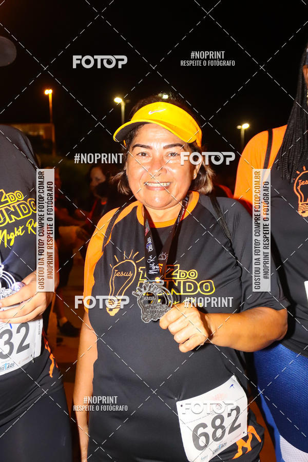Buy your photos of the eventLuz do Mundo Night Run on Fotop