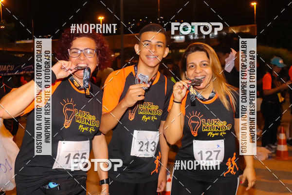 Buy your photos of the eventLuz do Mundo Night Run on Fotop