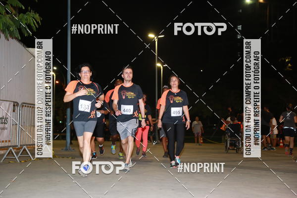 Buy your photos of the eventLuz do Mundo Night Run on Fotop