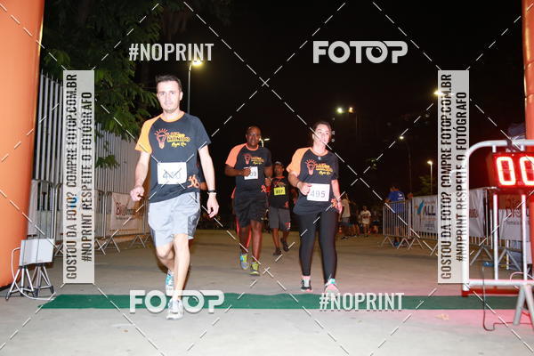 Buy your photos of the eventLuz do Mundo Night Run on Fotop