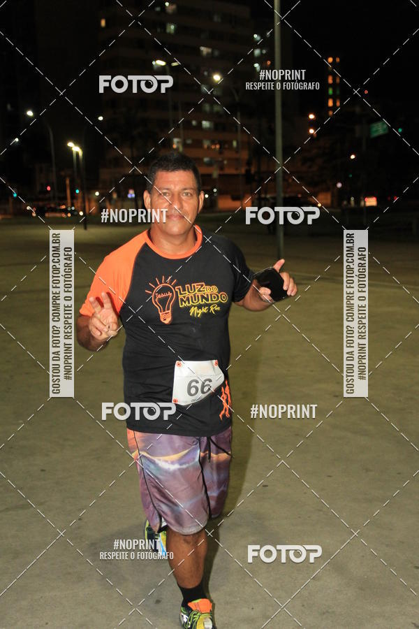 Buy your photos of the eventLuz do Mundo Night Run on Fotop