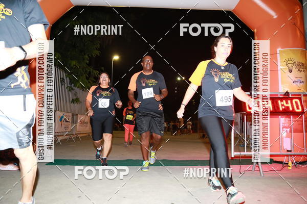 Buy your photos of the eventLuz do Mundo Night Run on Fotop