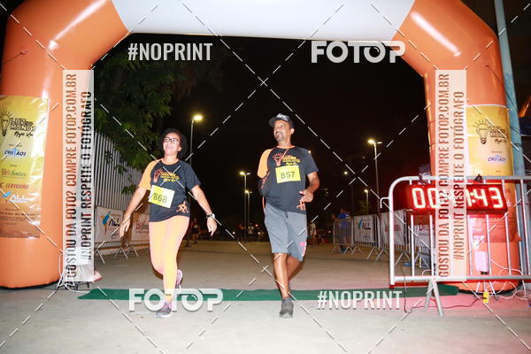 Buy your photos of the eventLuz do Mundo Night Run on Fotop