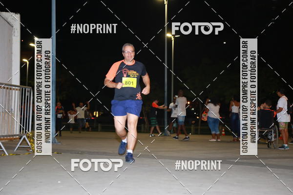 Buy your photos of the eventLuz do Mundo Night Run on Fotop