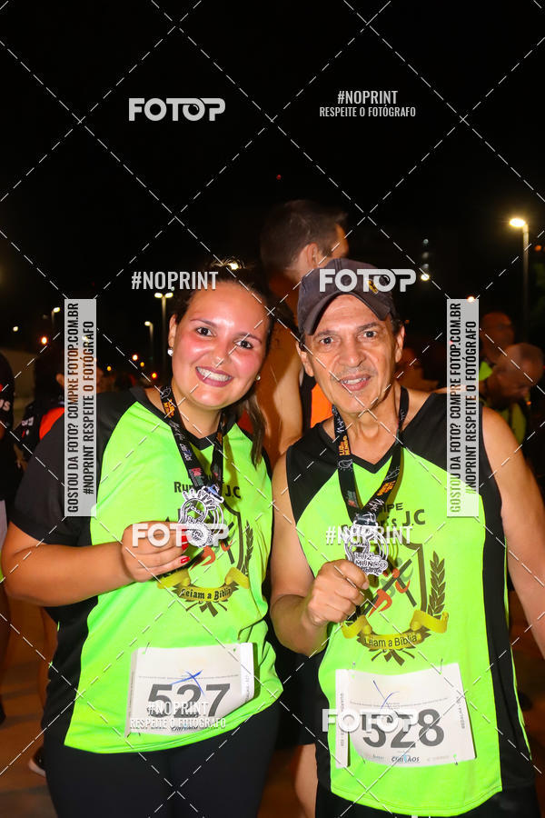 Buy your photos of the eventLuz do Mundo Night Run on Fotop