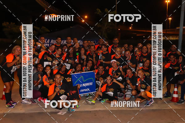 Buy your photos of the eventLuz do Mundo Night Run on Fotop