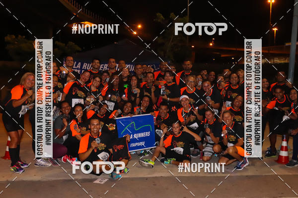 Buy your photos of the eventLuz do Mundo Night Run on Fotop