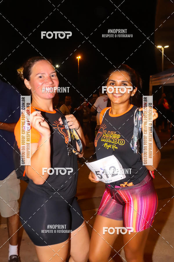 Buy your photos of the eventLuz do Mundo Night Run on Fotop