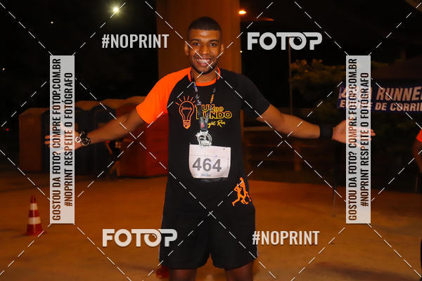 Buy your photos of the eventLuz do Mundo Night Run on Fotop