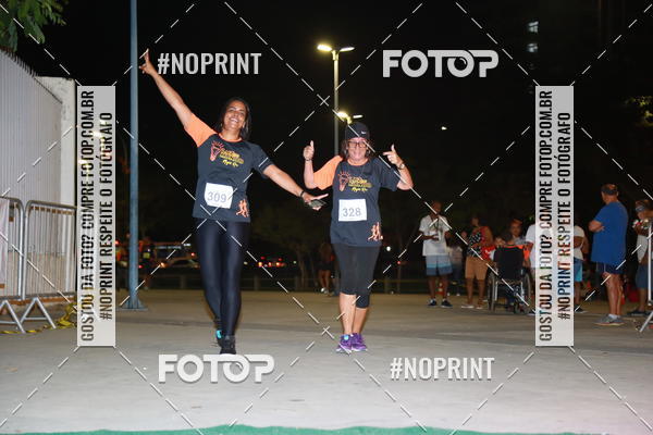 Buy your photos of the eventLuz do Mundo Night Run on Fotop