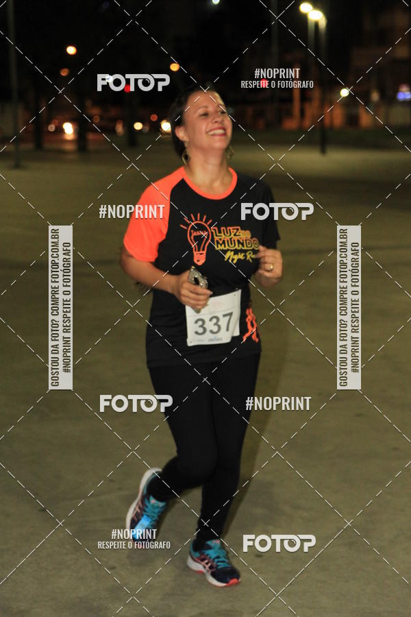 Buy your photos of the eventLuz do Mundo Night Run on Fotop