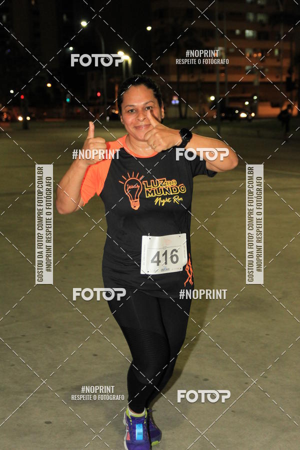 Buy your photos of the eventLuz do Mundo Night Run on Fotop