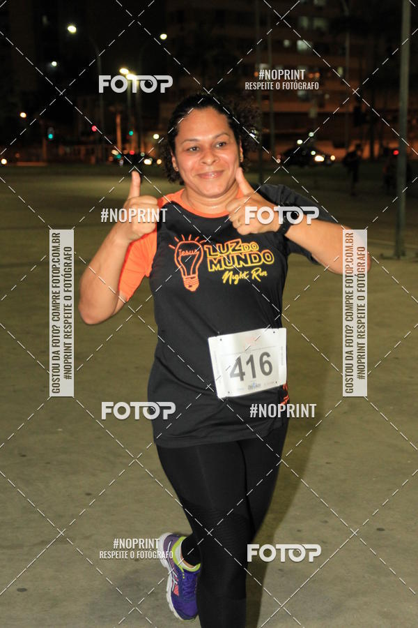 Buy your photos of the eventLuz do Mundo Night Run on Fotop